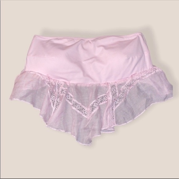 Victoria’s Secret pink ruffle top lightly padded Bikini top Size Small - Picture 6 of 7